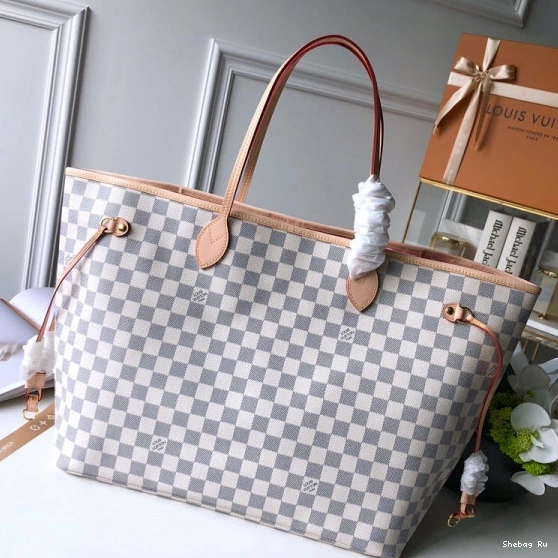GM Louis Neverfull Vuitton 0807